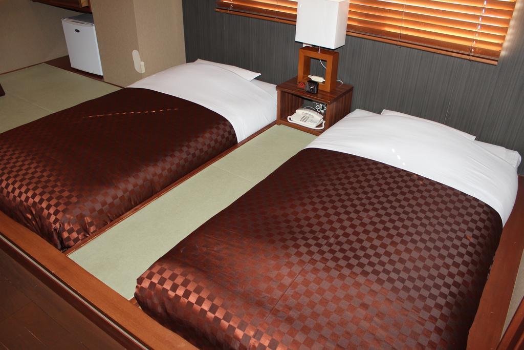 Hotel Saika Fujisawa Habitación foto